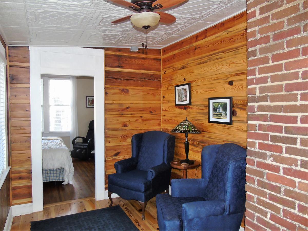 The Charleston Inn Hendersonville Nc 외부 사진